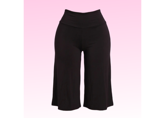 Capri Me Pants - Black