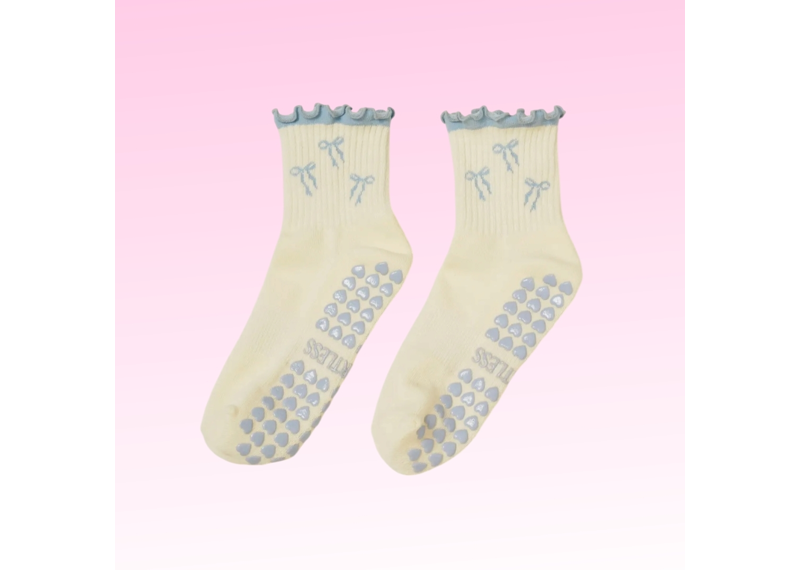 Bow Ruffle Grip Socks - Dusty Blue