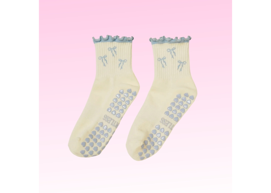 Bow Ruffle Grip Socks - Dusty Blue