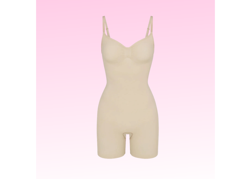 SKIMS Seamless Sculpt Mid Thigh- SAND