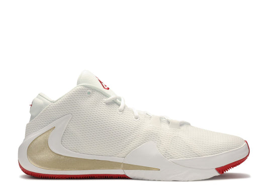 Zoom Freak 1 Roses