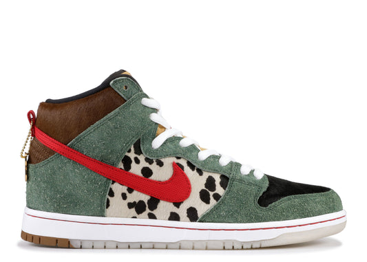 Dunk High SB Walk The Dog